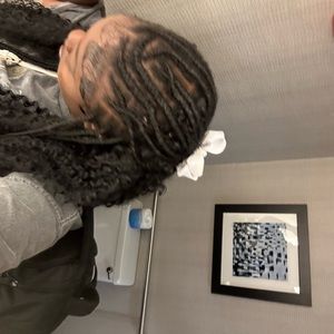 Meet your Posher, Elyse